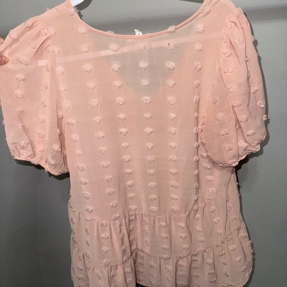 Blu Pepper Light Pink Textured V-Neck Blouse - Picture 3 of 3